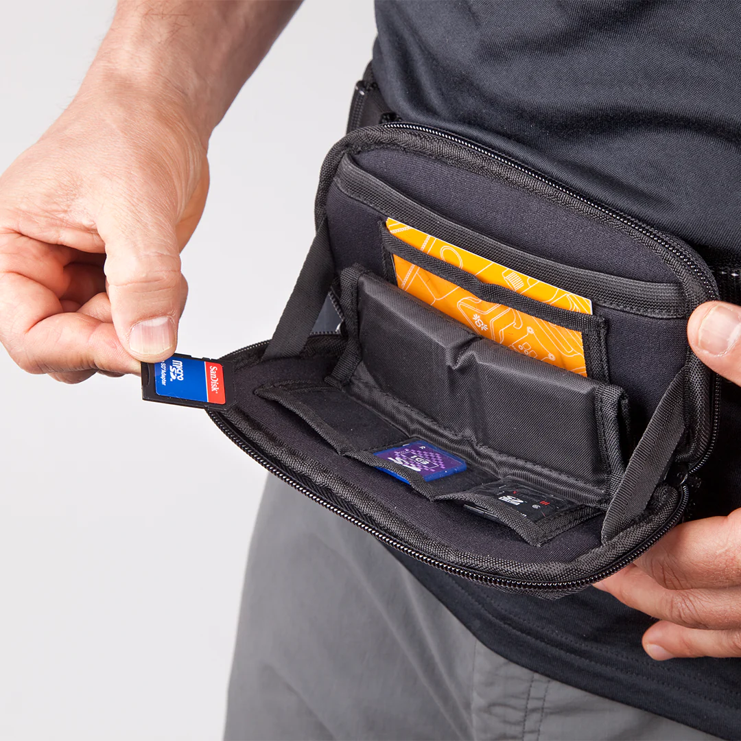 951: SpiderPro Memory Card Organizer Pouch v2 - Image 10